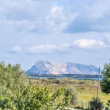 Apartament Iss Travel, Pedra Rosa 2 Bedroom With Private Terrace And Air Conditioning