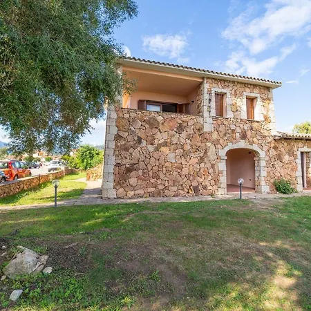Iss Travel, Pedra Rosa 2 Bedroom With Private Terrace And Air Conditioning San Teodoro (Sardinia)
